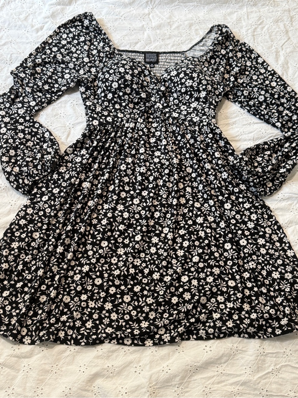 🌻NWT Derek Heart Black and White Floral Dress Size M